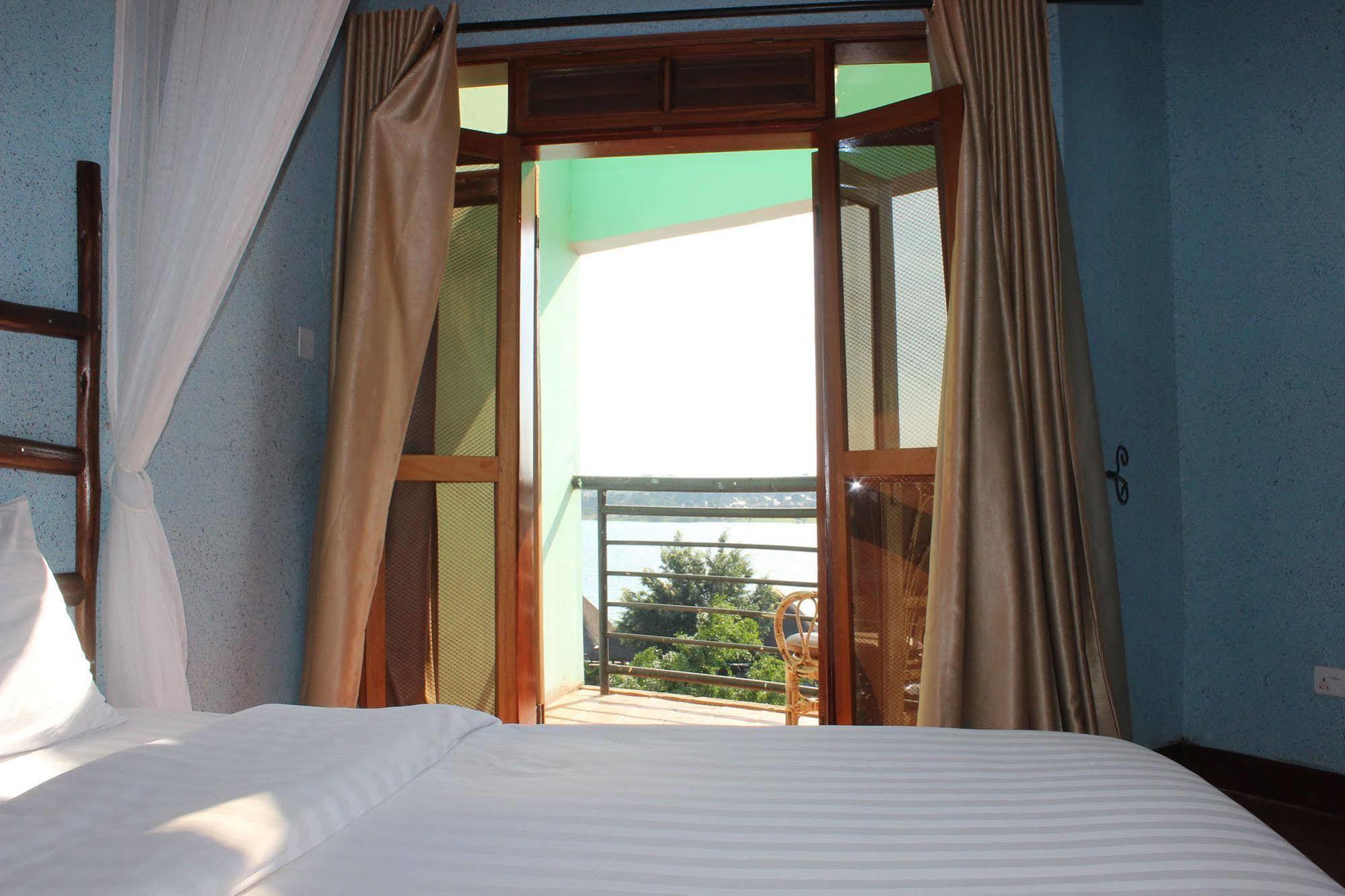 אנטבה Sky Beach Hotel מראה חיצוני תמונה